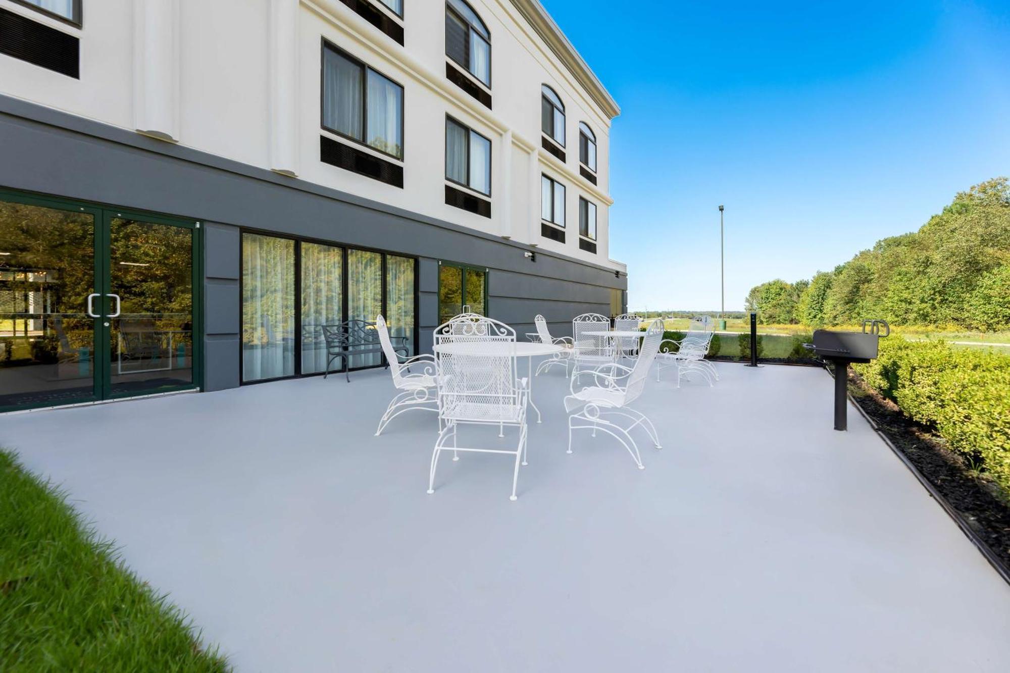 Spark By Hilton Tupelo Exterior foto